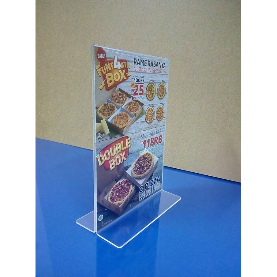 

Tempat Brosur Akrilik, Acrylic Nomor Meja,Brosur Holder A6 15x10 cm MURAH