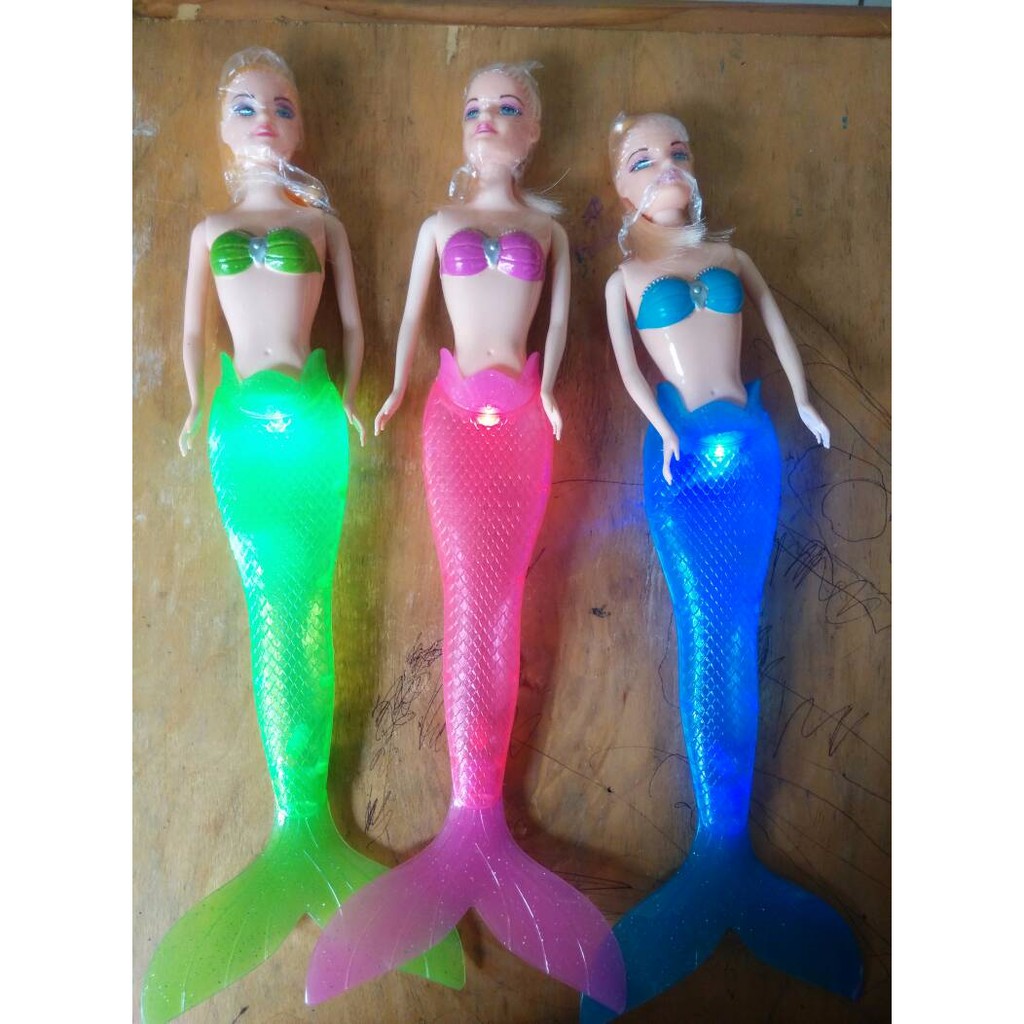 Boneka Barbie putri duyung mermaid menyala