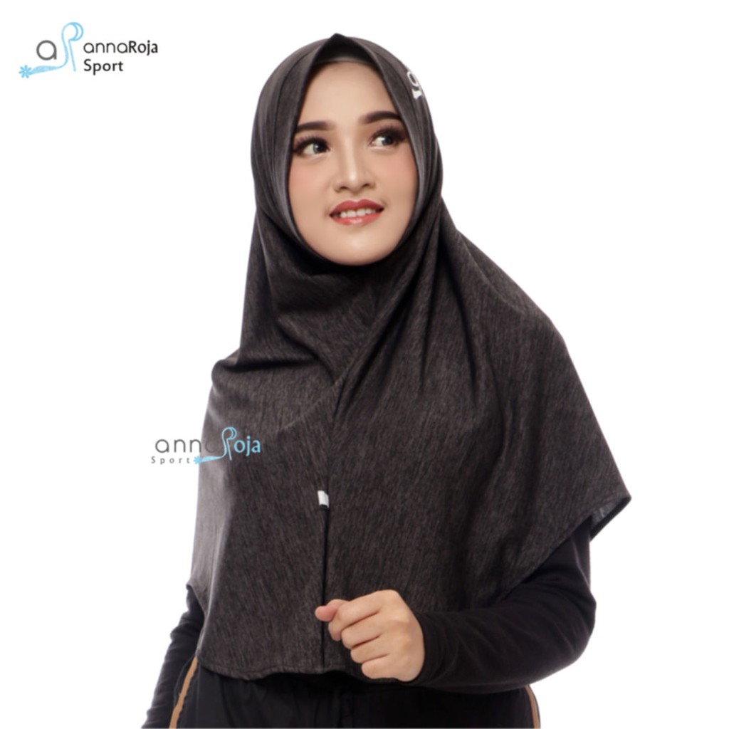 Jilbab Olahraga Syari Emira Sport Hijab Black