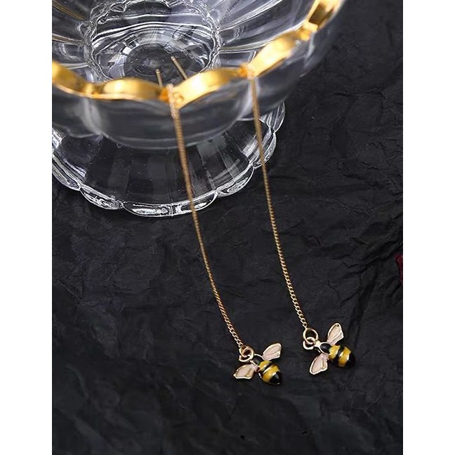 LRC Anting Tusuk Fashion Little Bee Little Bee Alloy Long Tassel P82308