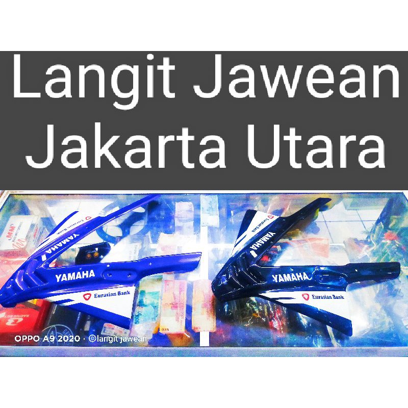 Kedok Lampu Depan Yamaha R15 V2