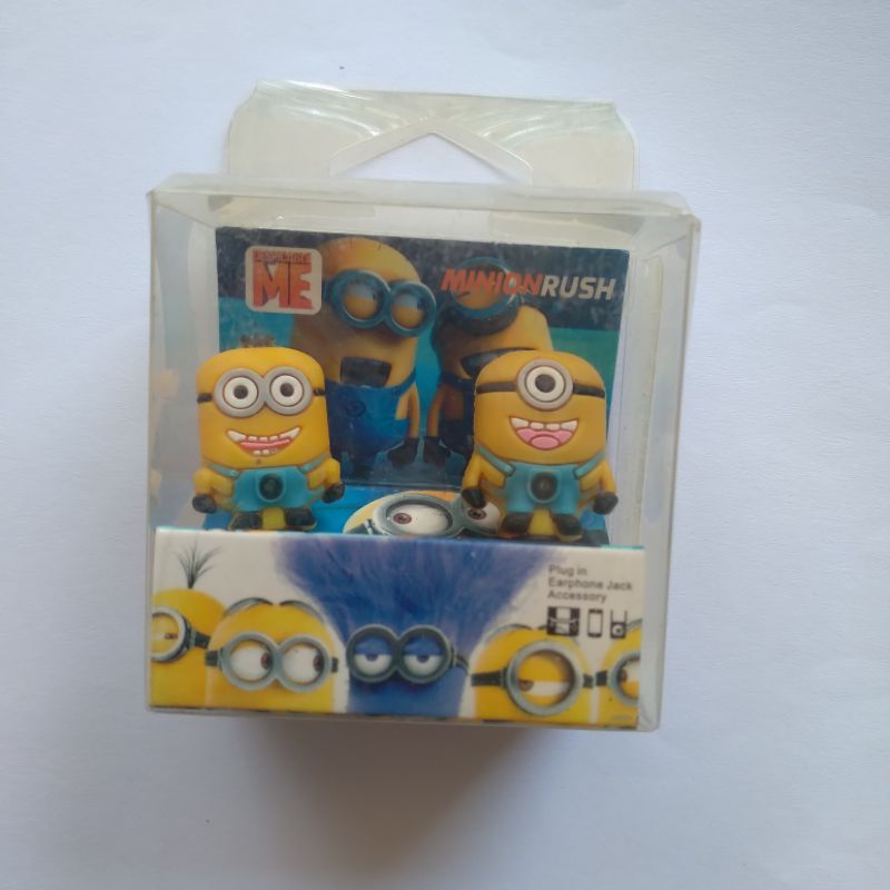 [Preloved] 3.5mm Dust Free Earphone Jack Plug Handphone Pluggy Minion Isi 2