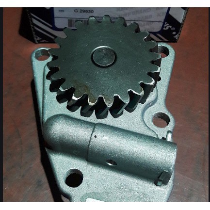 Pompa Oli 4D102 OIL PUMP PC