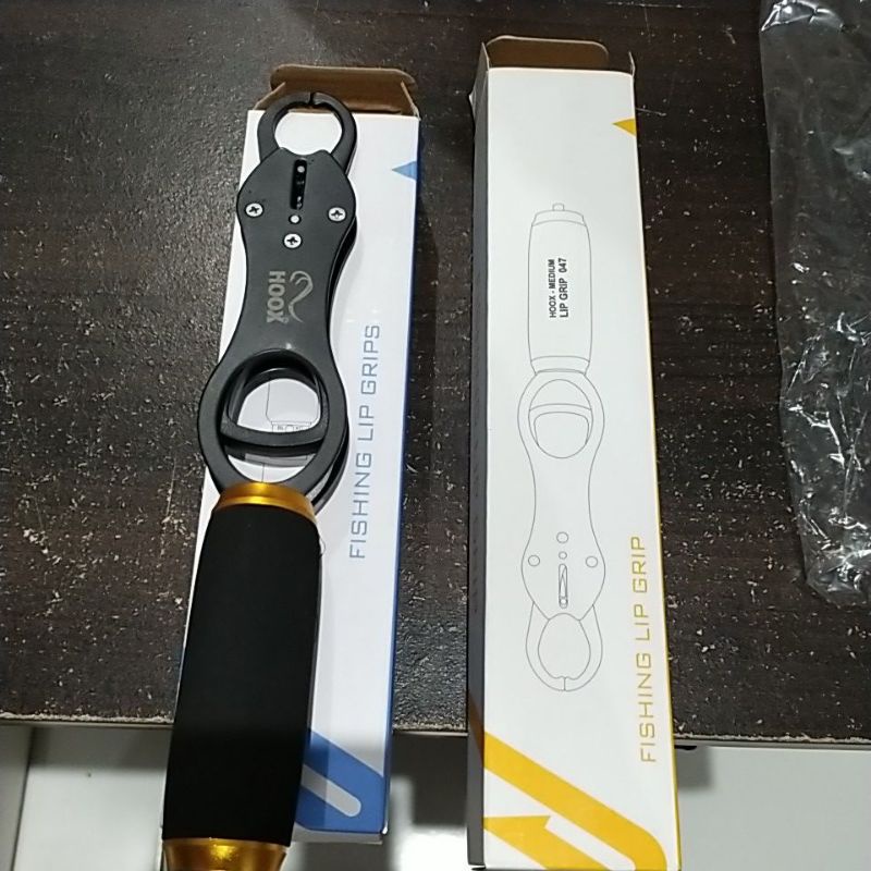 lip grip hoox 047 premium quality