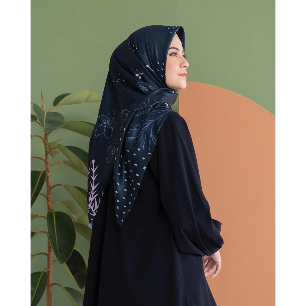 Waradhana Scarf Series