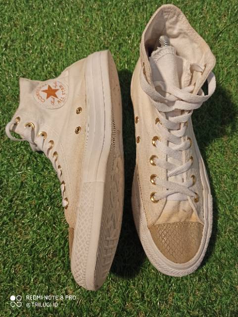 sepatu chuck taylor all star