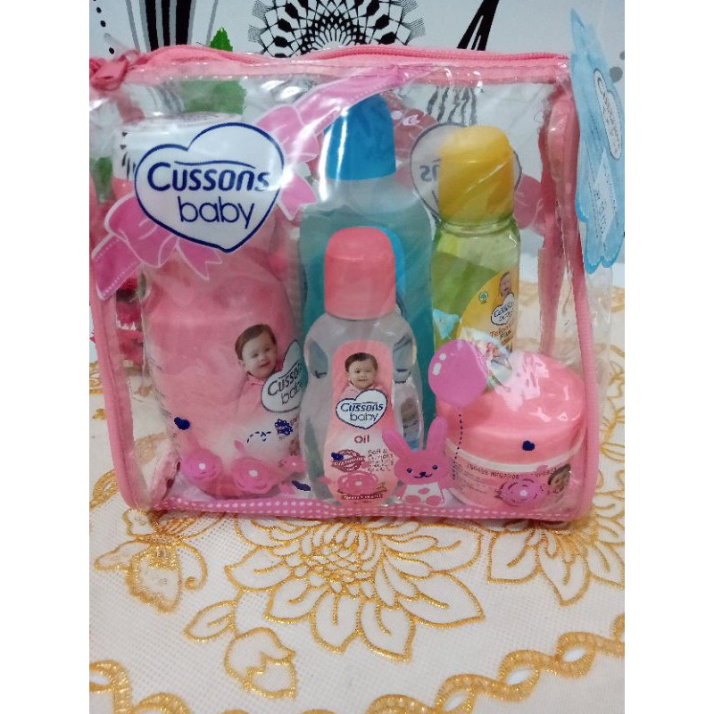 Cussons Medium Pack isi 4 BESAR  item (Tanggung)