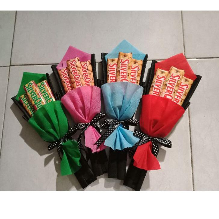

Terbaru 3.3 (READY) BUCKET SNACK / SILVERQUEEN 28g