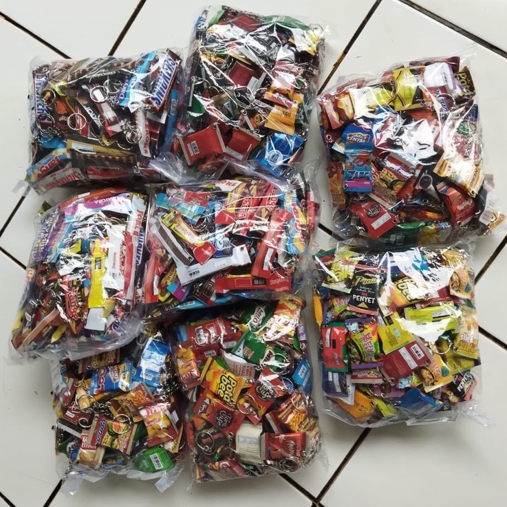 GANCI isi 100 pcs GANTUNGAN KUNCI MINIATUR SNACK SOUVENIR PERNIKAHAN DAN OLEH-OLEH MURAH BISA COD HARGA GROSIR GRATIS ONGKIR SE INDONESIA