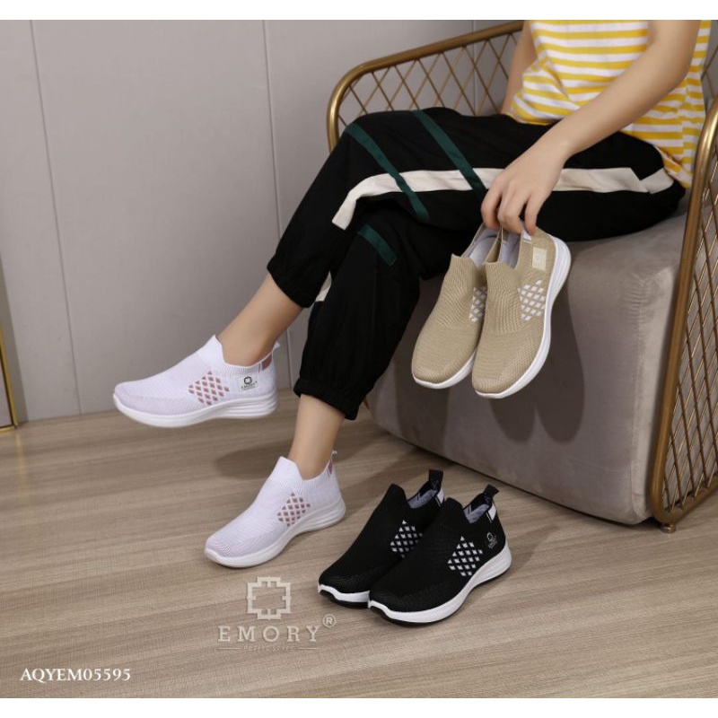 sepatu wanita sepatu EMORY Flexknit Sneakers AQYEMO5595