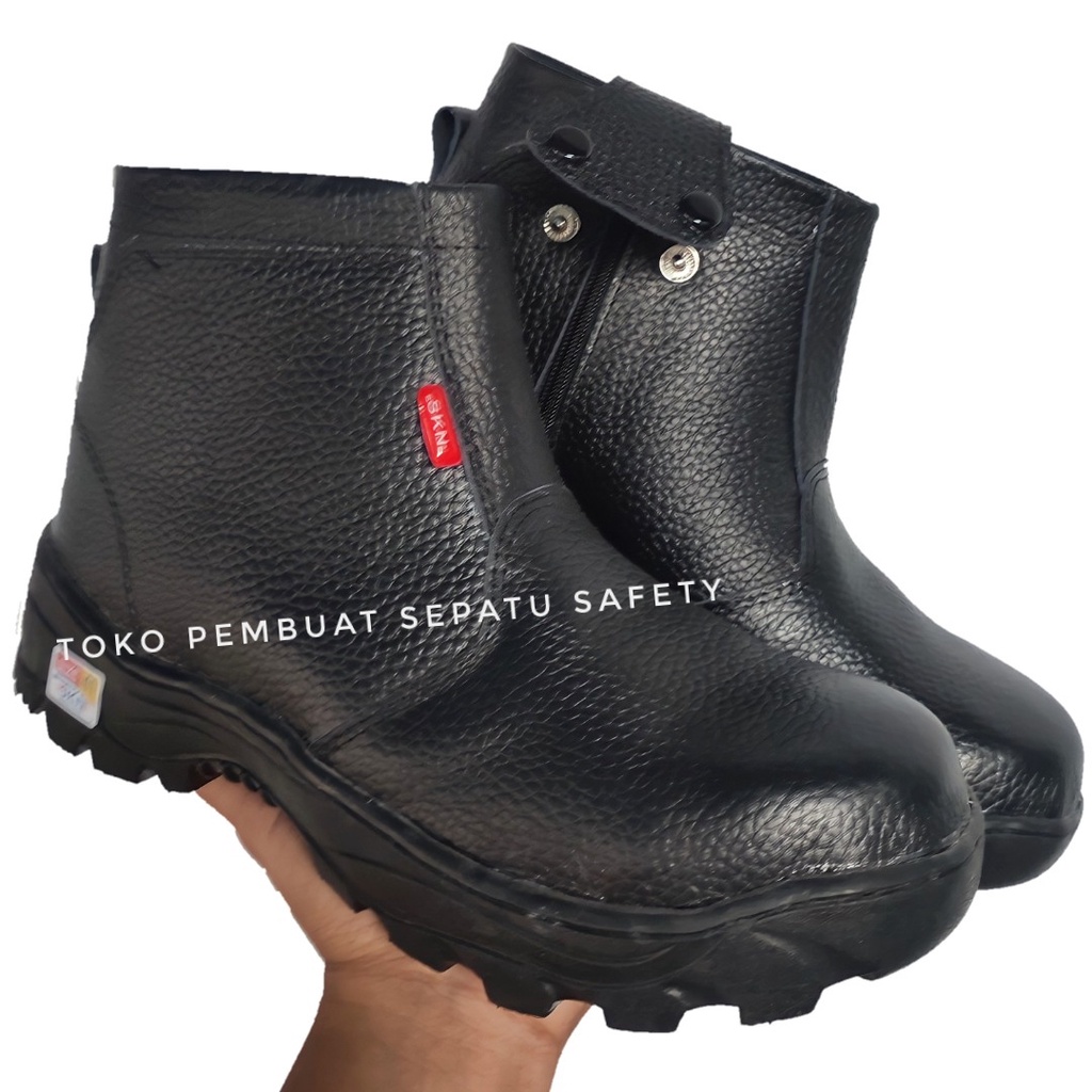 Sepatu Safety Resleting Kulit Sapi Asli Semi Boot Ujung Besi Keselamatan Kerja Pabrik Proyek Las Bengkel Pom Tahan Api Berkualitas Terlaris Murah