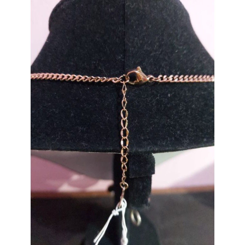 Kalung Hijab LV Rose Gold
