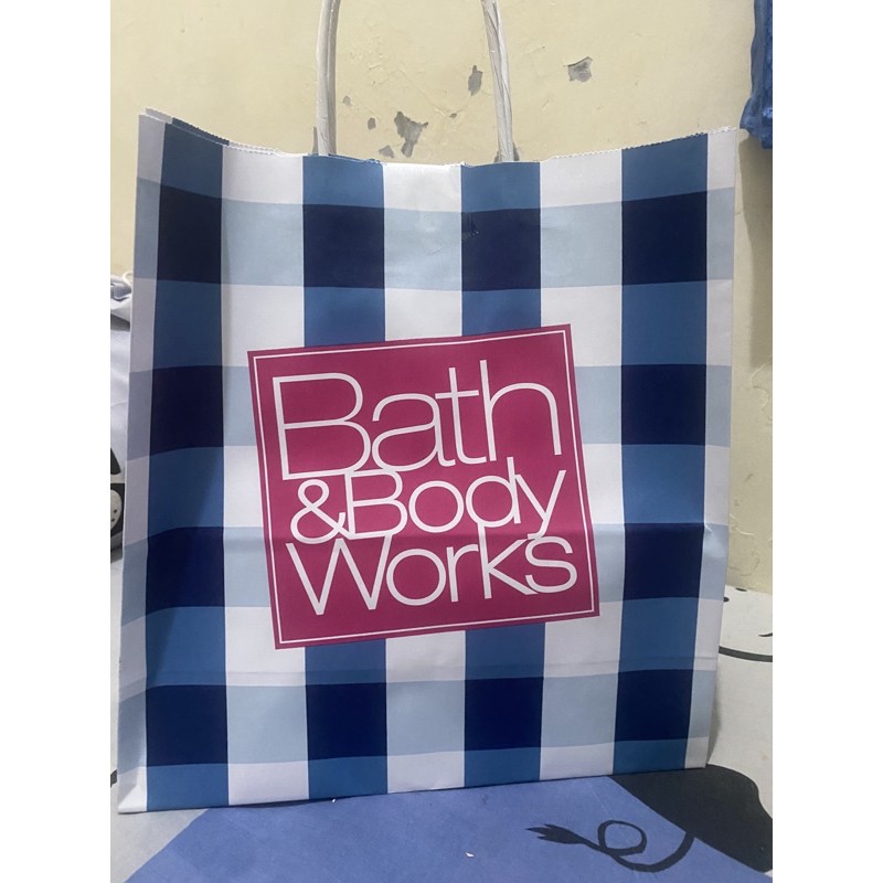 

Paper bag Bath body works