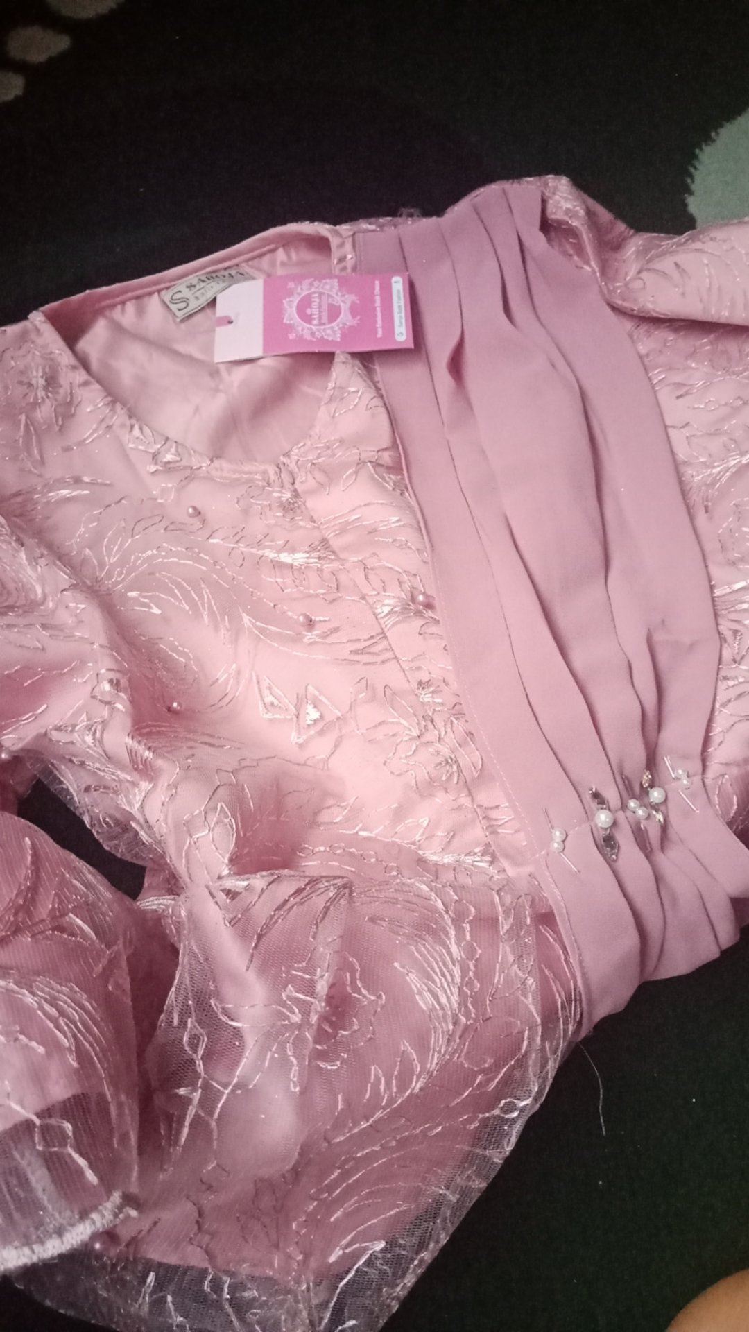 Couple Batik Terbaru 2021 Brukat Premium Sarimbit Batik Kebaya Batik Rnb Batik Couple Keluarga