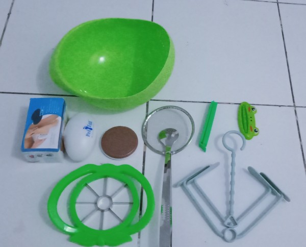 Alat Pemotong Apel Pir Kentang / Pisau / Apple Cutter & Slicer - X152