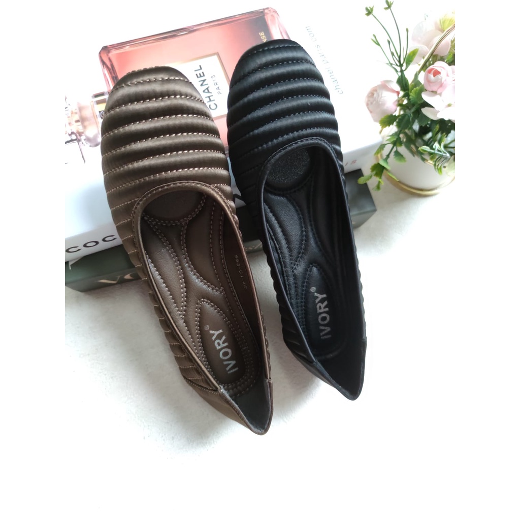 IVORY Sepatu Wanita Flat Satin 993-C1