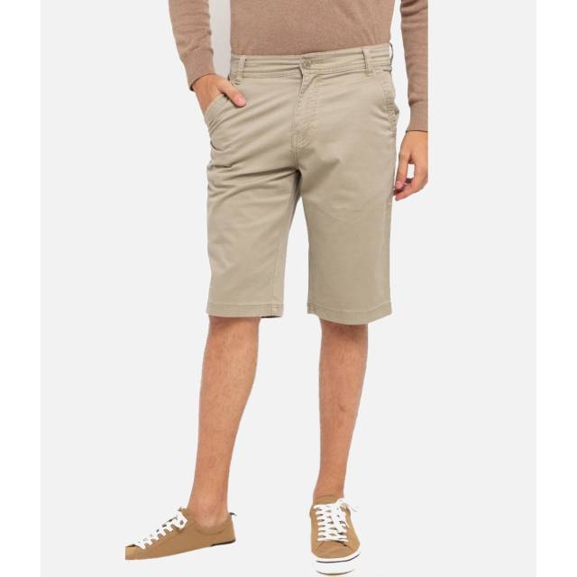 Chino Pendek Pria Premium