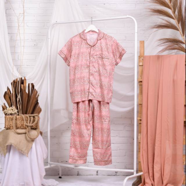 Anemon peach piyama lengan pendek celana panjang