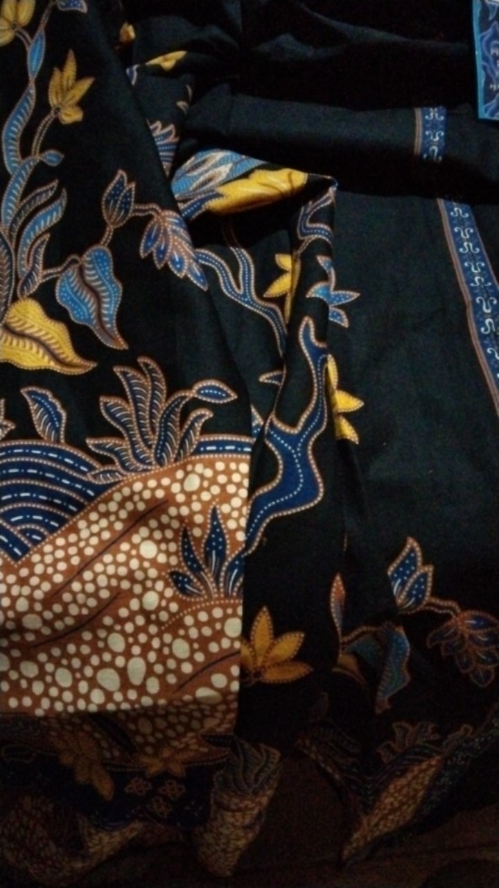 Grosir Terlaris Genes Jelita Tunic Navbor Yelbor Whitbor Creambor Tunik Batik Modern Hrb150