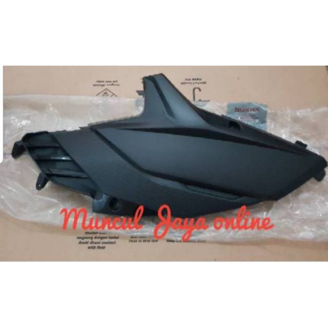Cover R Body Side Sambungan Body Kanan Vario 110 Tecno Karbu 83520-KVB-N50