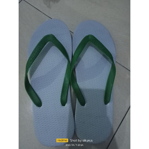 sandal jepit ardiles