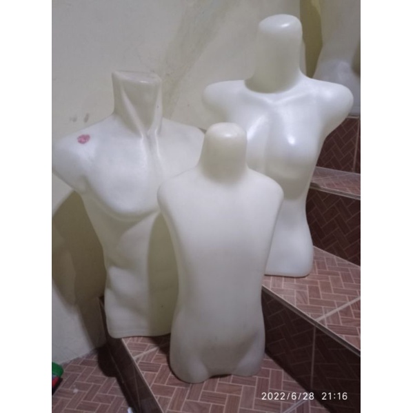 manekin bekas (harga 3pcs) pria, wanita, remaja (bonus 2kaki besi)