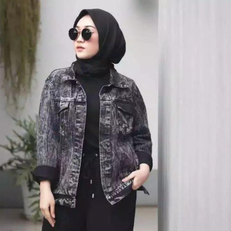 Masih.banyak JAKET JEANS WANITA CEWEK CEWE RAWIS JAKET JINS DENIM JAKET MURAH  JAKET JEANS SNOW DENI