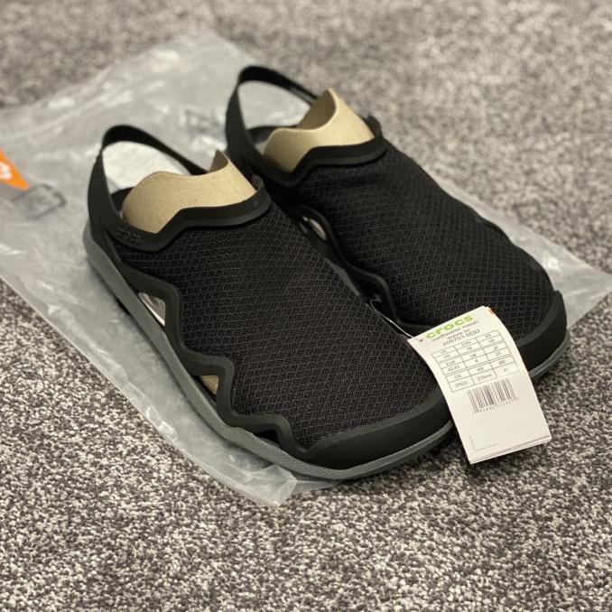 crocs swiftwater wave sandals