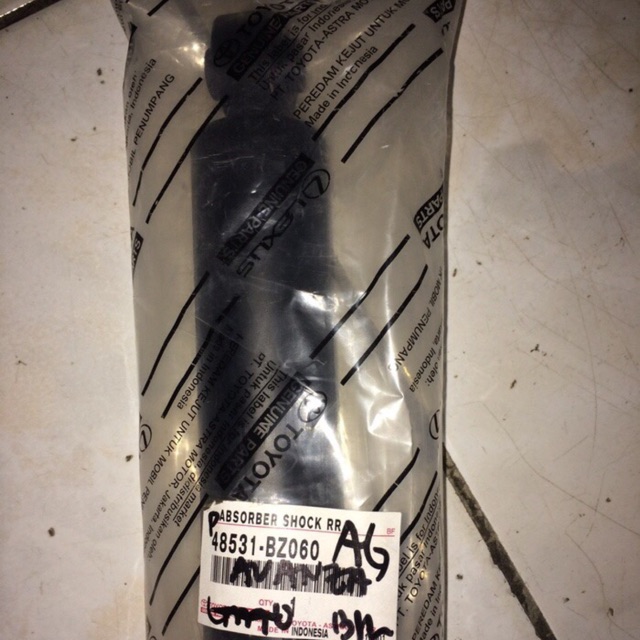 Shock breaker belakang Avanza toyota