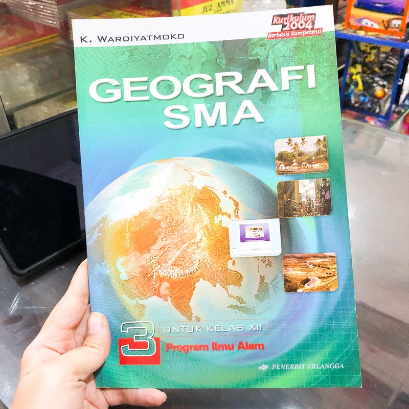 Buku Geografi SMA untuk Kelas 12 (Buku Belajar) Kurikulum 2004