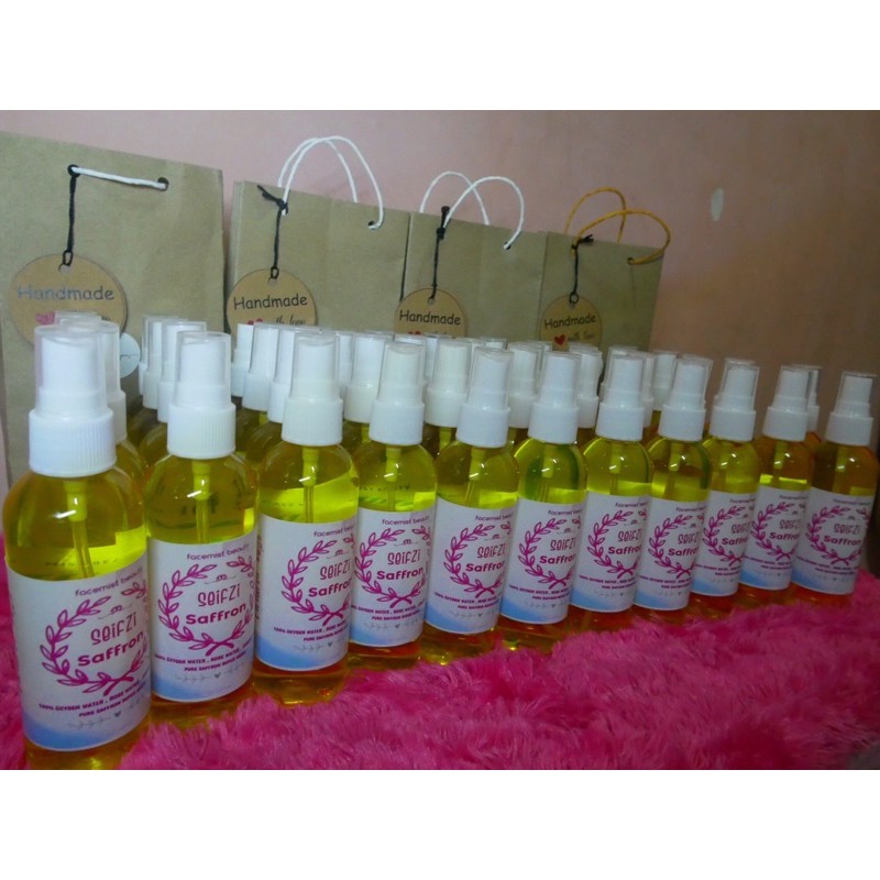 SAFRON FACEMIST DENGAN KANDUNGAN AIR OXY