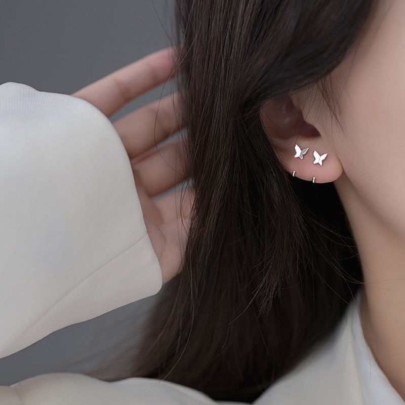 Kupu-kupu kancing wanita baru anting-anting anggun dan mungil sederhana in ear hook fashion Baru tem