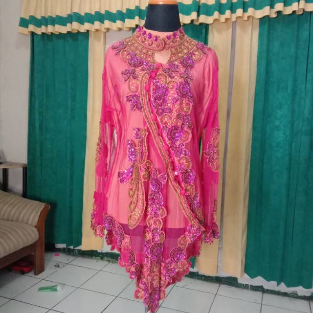 

PrelovedKebaya ibu pink fanta