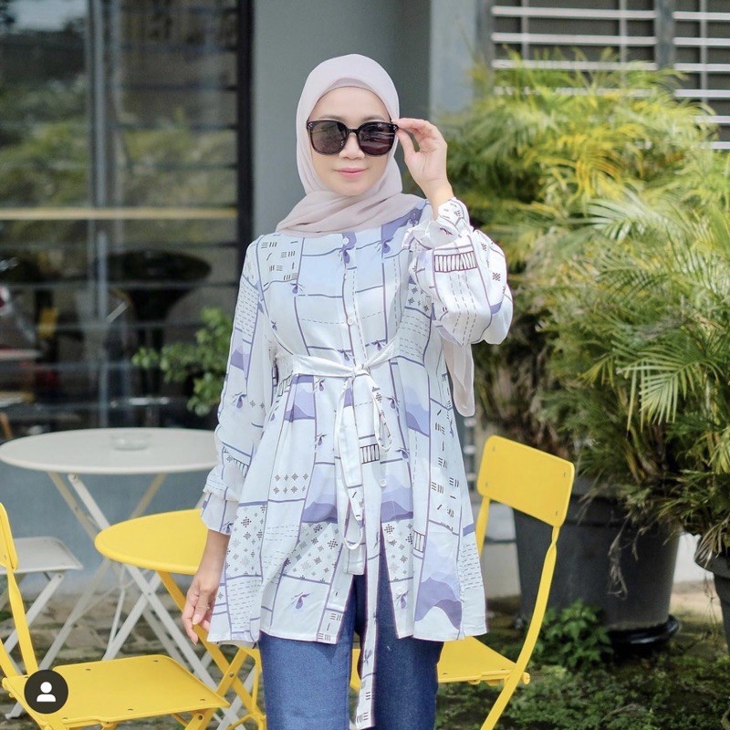Lily Blouse Vanilla Hijab