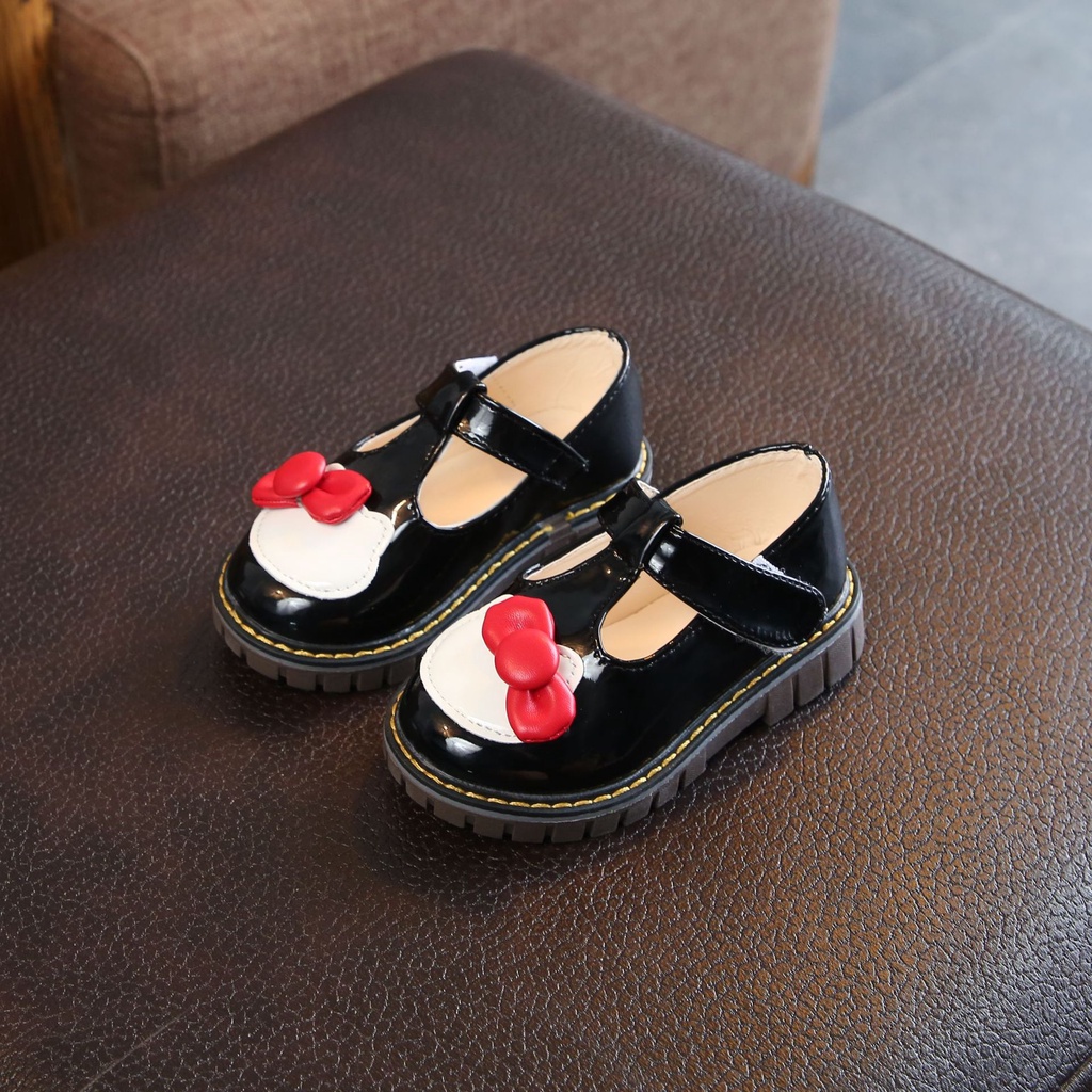 616 NEW Flat shoes anak motif hello kitty