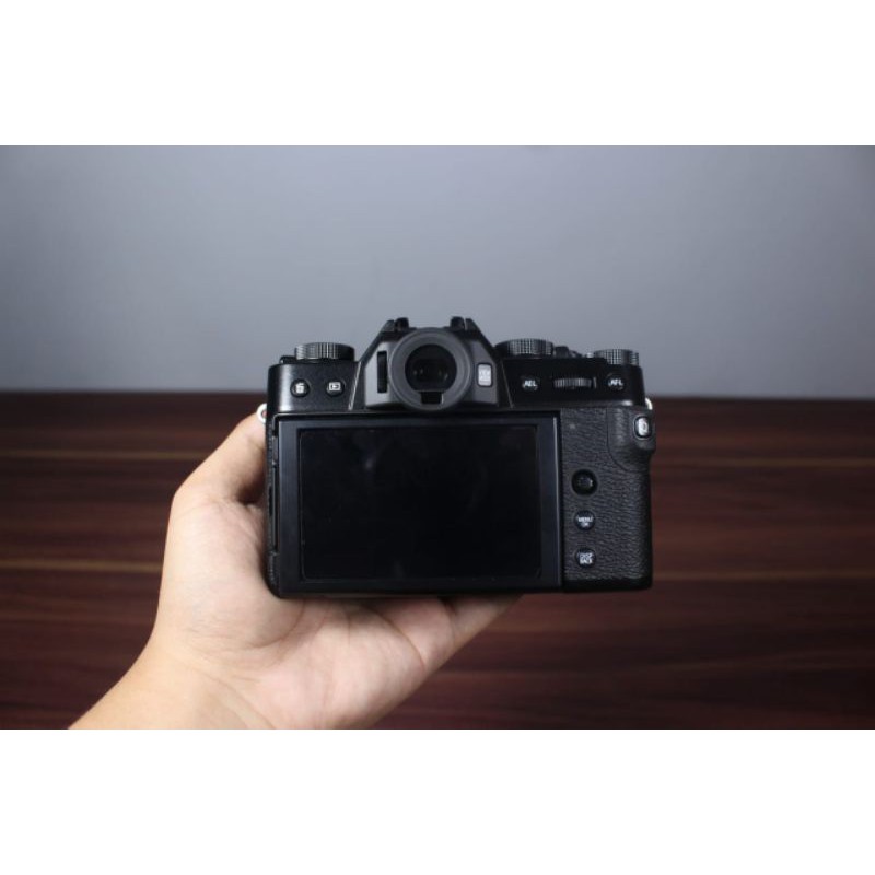 MIRRORLESS FUJIFILM X-T30 BODY ONLY