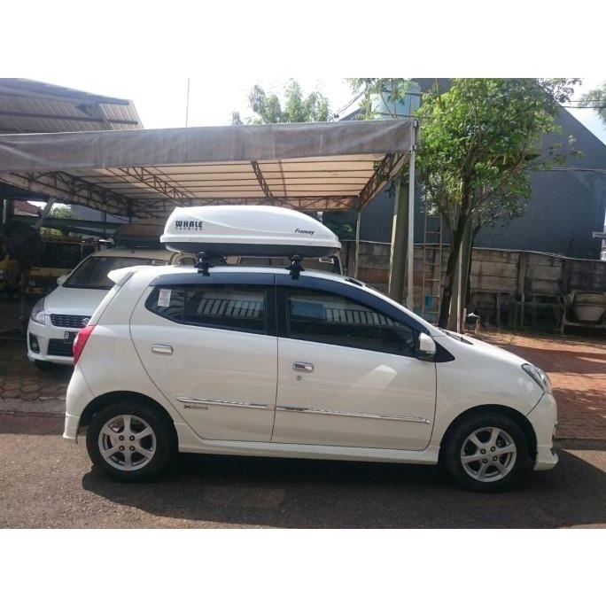 Jual Roofbox Whale Carrier Type Freeway White Glossy L Shopee Indonesia