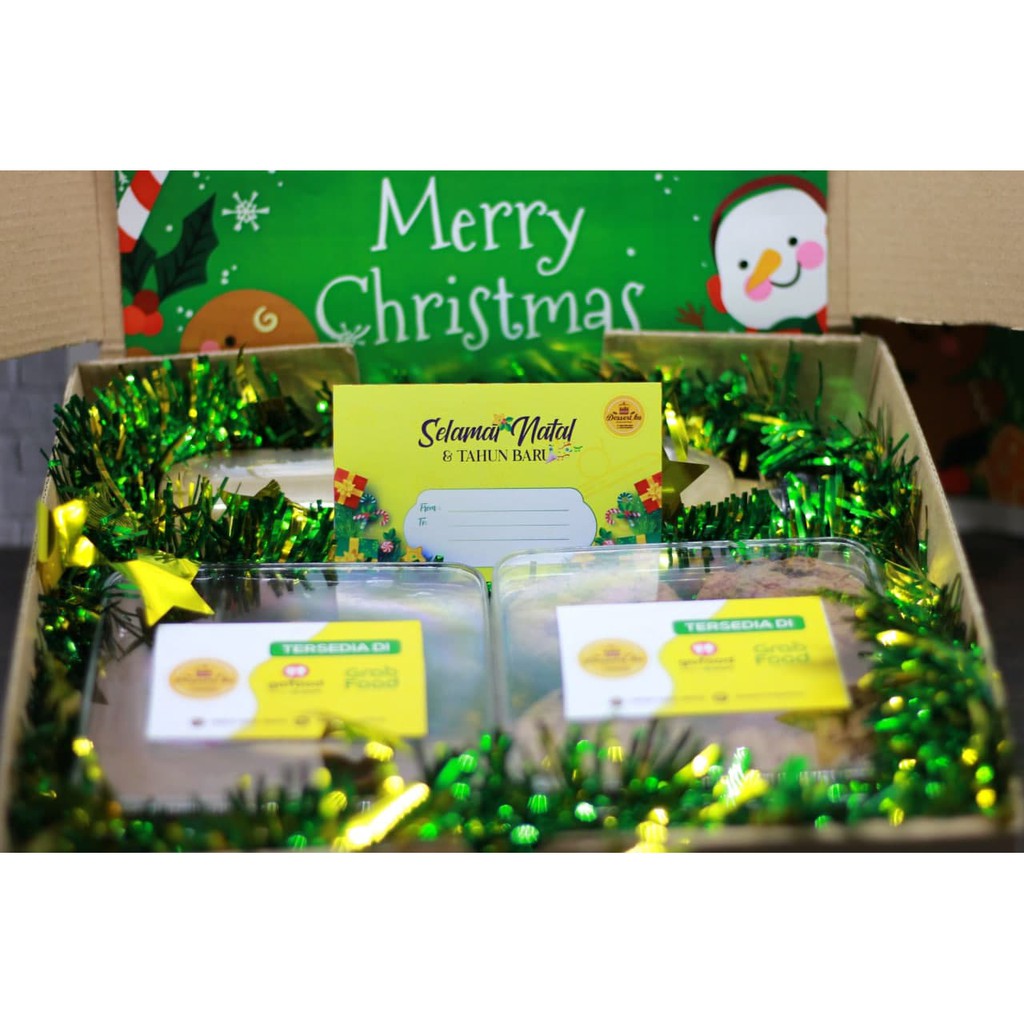 

Christmas Hampers / Hampers Natal / Hadiah Natal / Kado Natal Box Medium