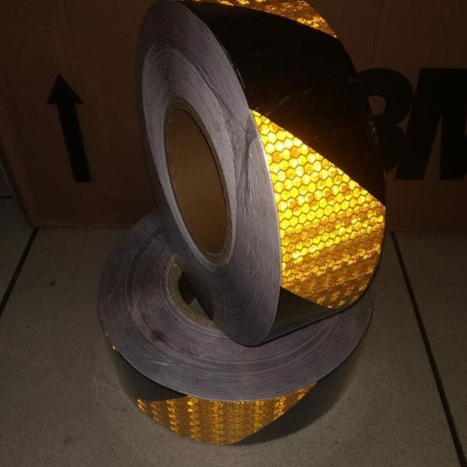 

Sticker Reflektive / Stiker Scotchligh Diamond Kuning Hitam 5Cm x 45M