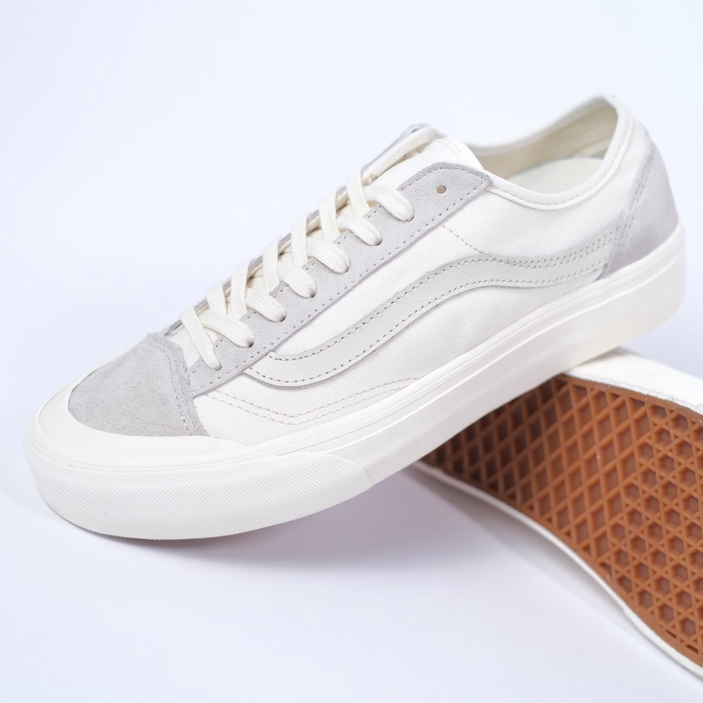 SALE DISKON! V4NS STYLE 36 DECON MARSHMELLOW 100% ORIGINAL BNIB