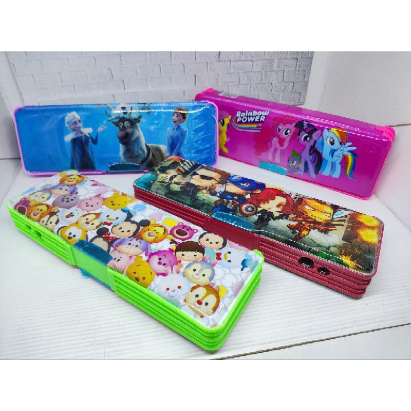 

tempat/kotak/tepak pensil magnet bolak balik sedang + rautan C 22