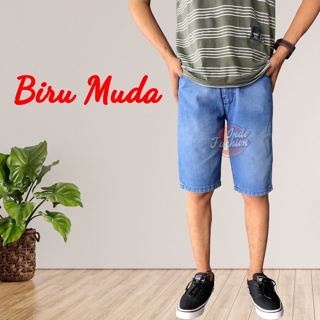 Celana Pendek Jeans Pensil Pria Biru Muda 27 - 38