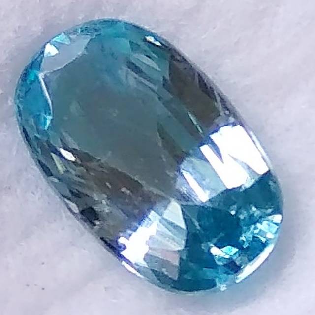 PERMATA YAKUT BIRU NATURAL BLUE ZIRCON CAMBODIA KRISTAL FULL LUSTER BERKILAU ASLI ALAM