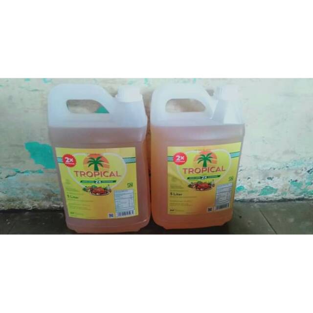 

Minyak goreng tropical isi 5liter ya kak