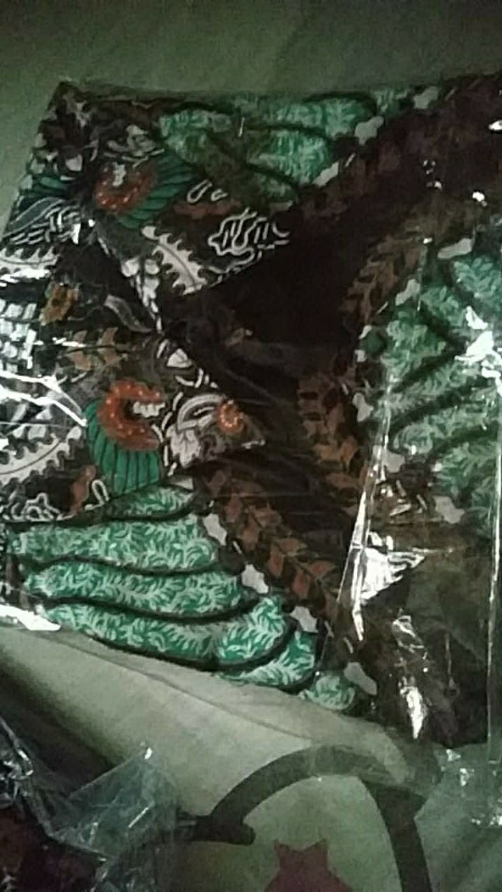 Maura Couple - Sania Ruffle Batik Couple - Batik Modern