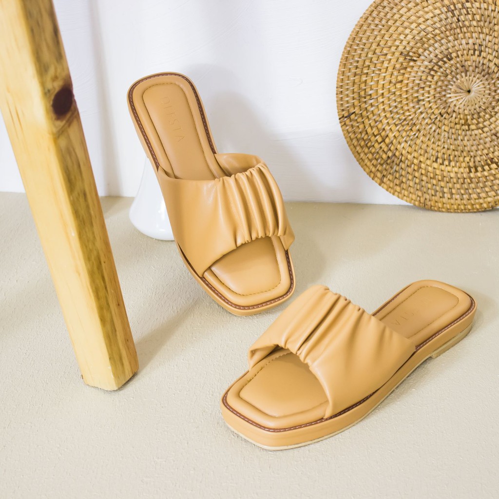 sendal flat || RAISA || sandal flat wanita/ sandal wanita terbaru/ sandal wanita kekinian By DLESTA.ID