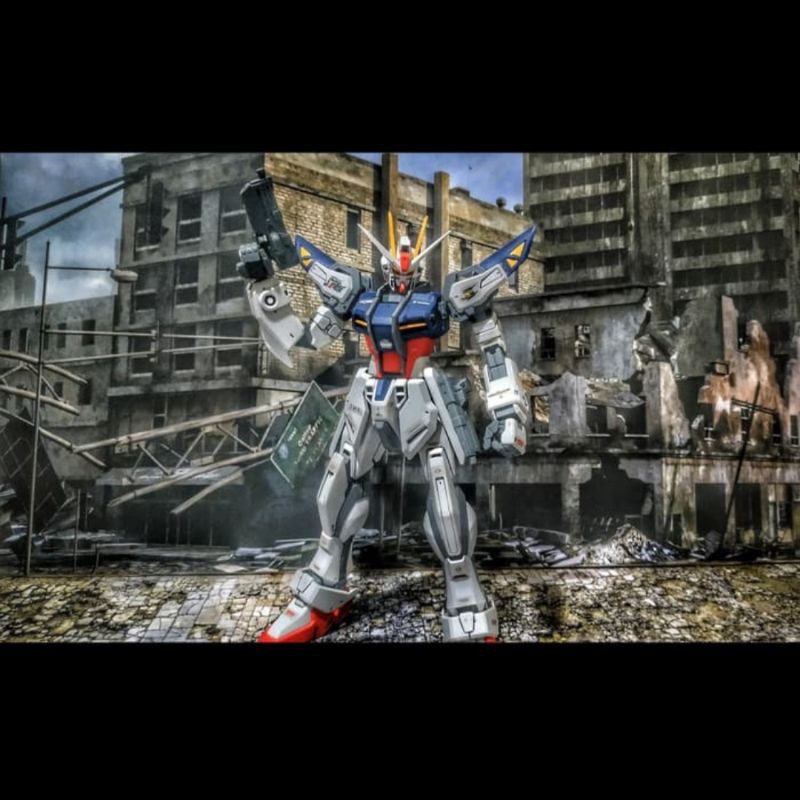 Diorama gedung hancur MG Gundam dan lain-lain