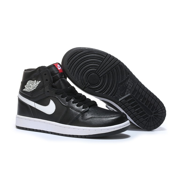 jordan 1 retro high og essentials black