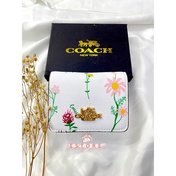 Ch logo flower wallet 02