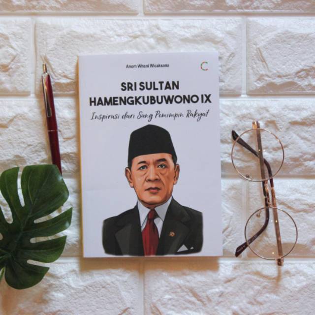 Buku Biografi Sri Sultan Hamengkubuwono Ix Shopee Indonesia